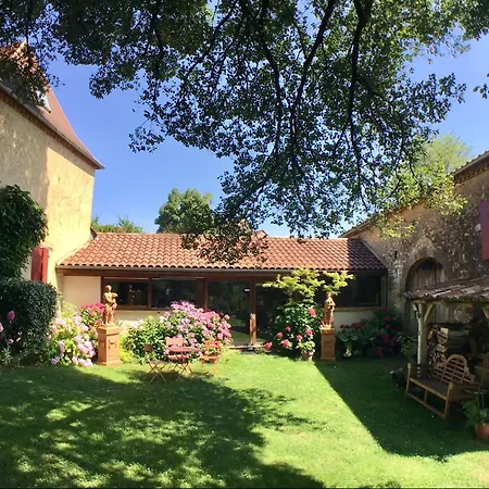 Les Temps Des Sources Bed & Breakfast 3*
