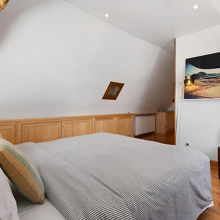 Les Temps Des Sources Bed & Breakfast